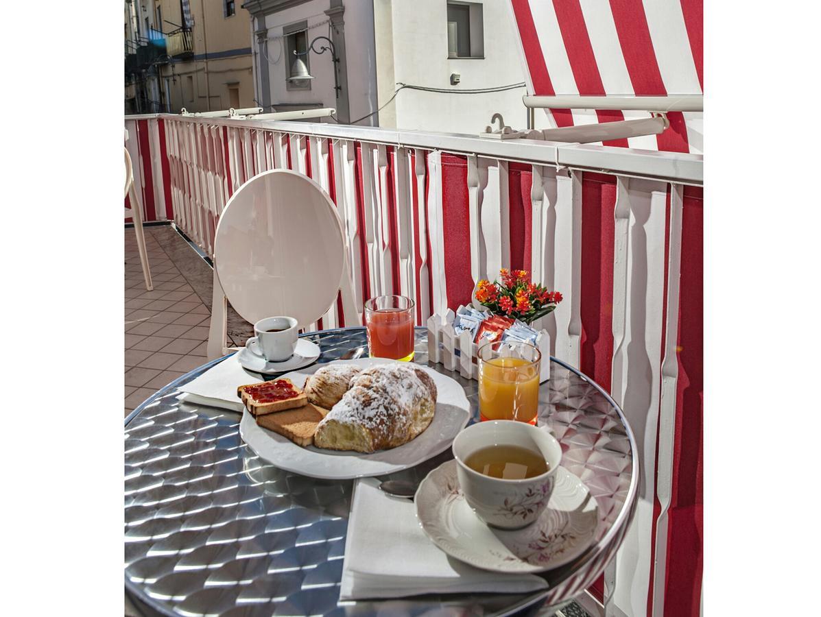 Casola di Napoli Enjoy Vida Bed & Breakfast エクステリア 写真